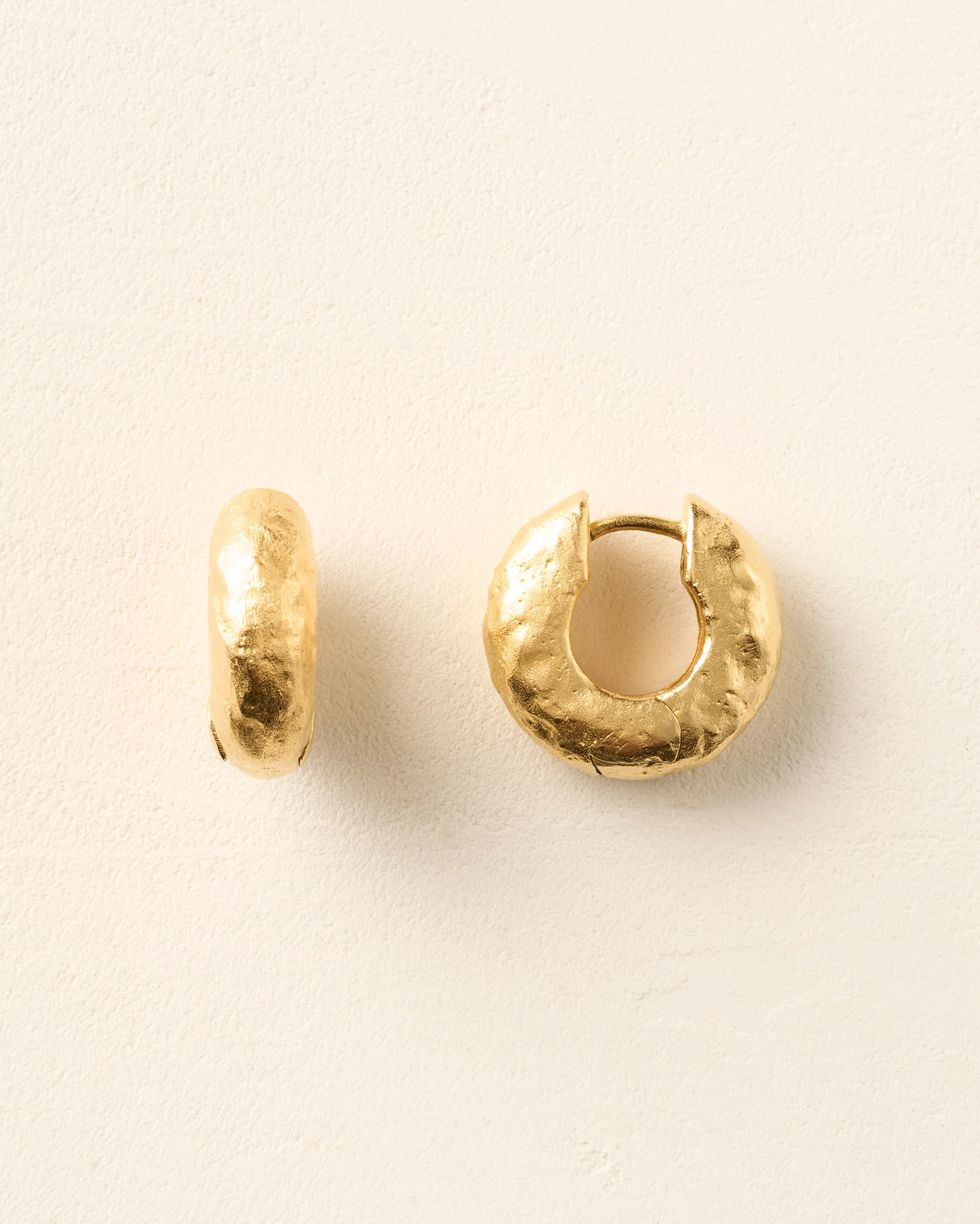 Anilla Earrings