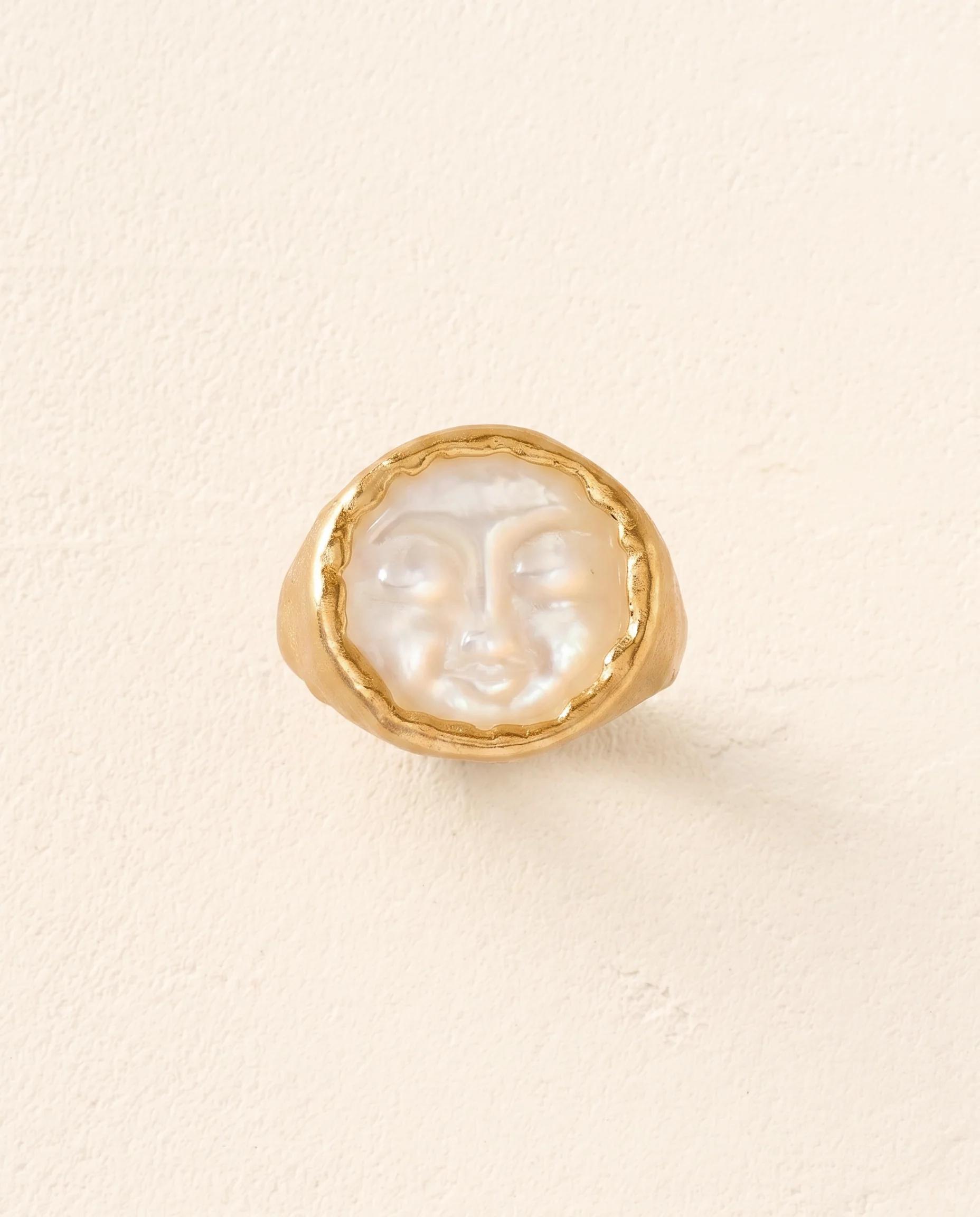 Hëna Ring