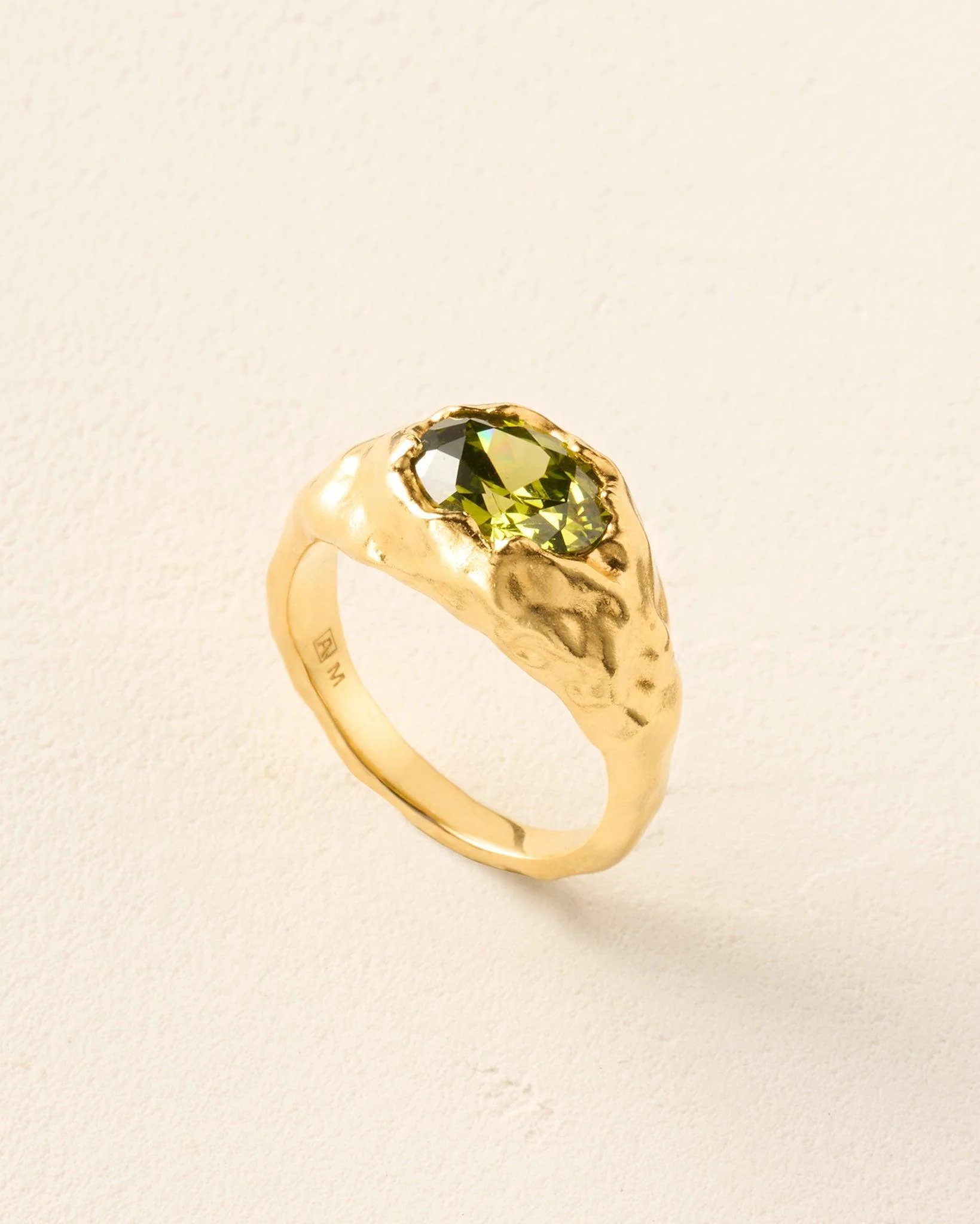 Maria Ring