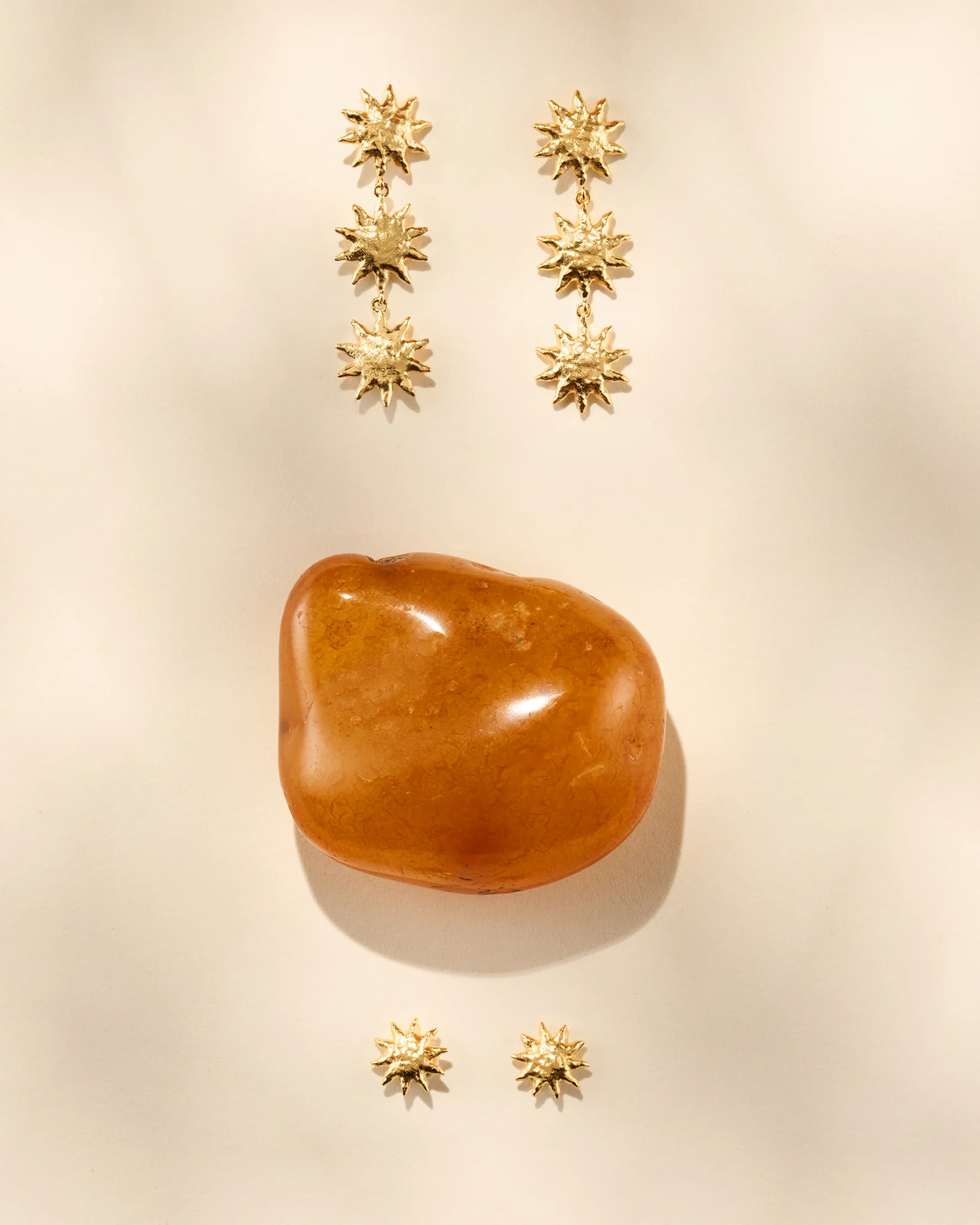 Solé Stud Earrings - Image 3