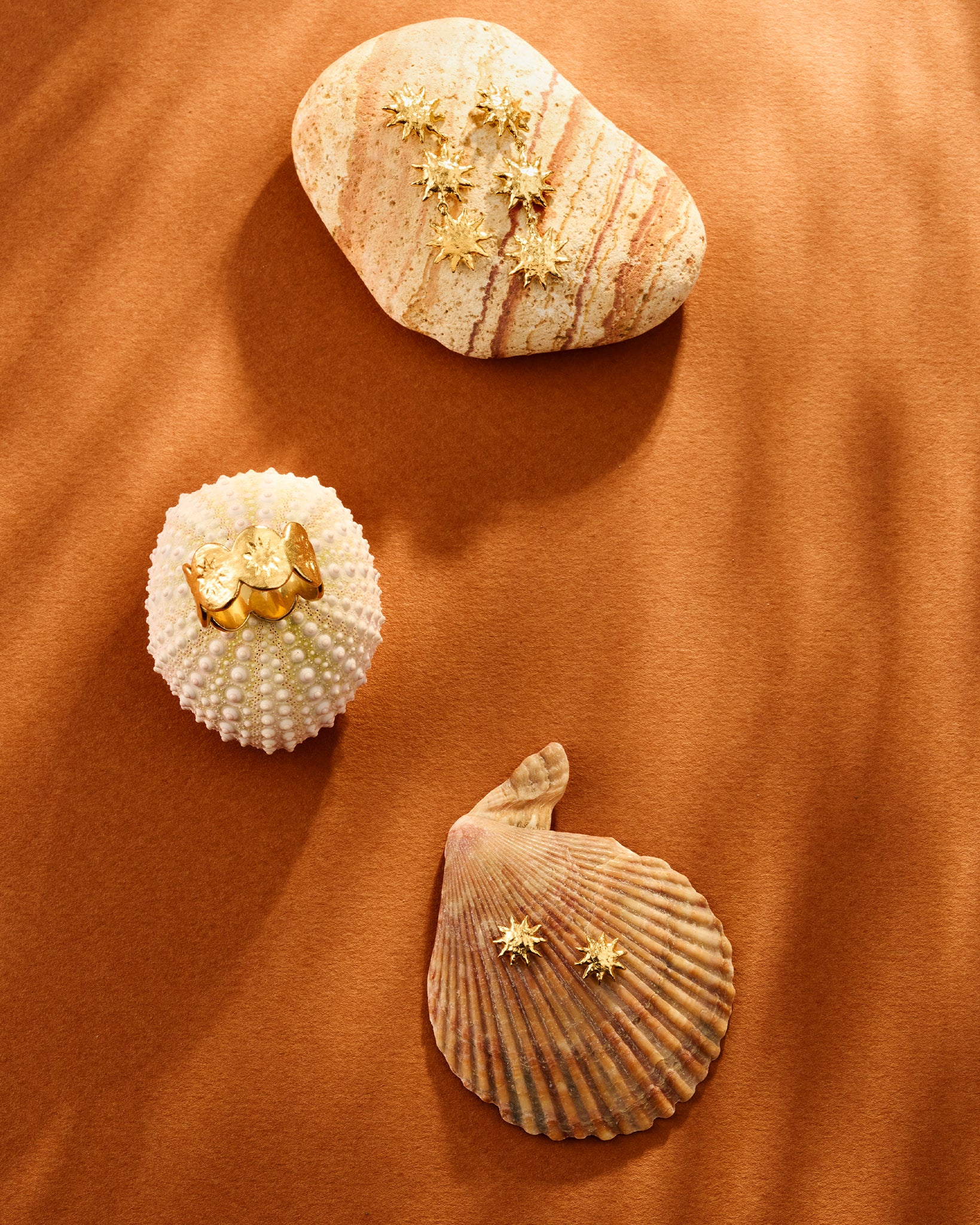 Solé Stud Earrings - Image 4