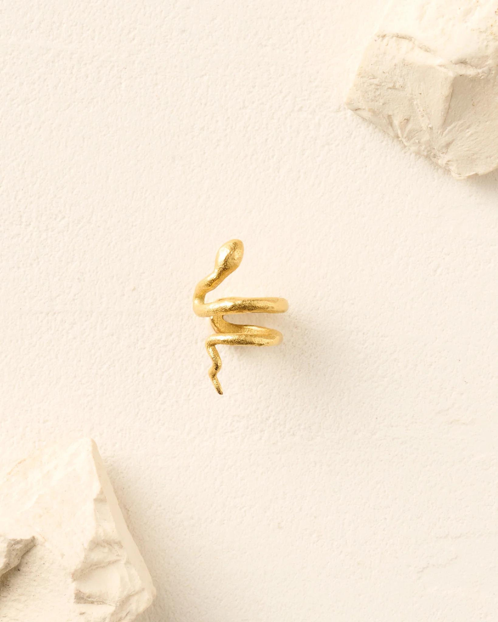 Talaia ear cuff